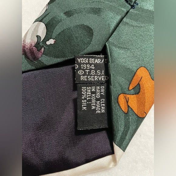 Vintage 1994 Cartoon Network Silk Necktie Baseball Fred Flintstone Yogi Bear - Picture 11 of 11